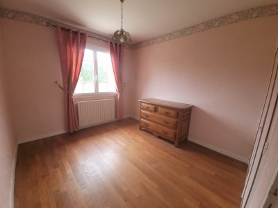 Maison sur sous sol A VENDRE - NOLAY - 120 m2 - 180000 €