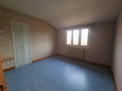 Maison sur sous sol A VENDRE - NOLAY - 120 m2 - 180000 €