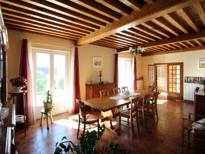 MAISON SUR SOUS SOL COMPLET A VENDRE - OUROUX SUR SAONE - 143 m2 - 270000 €
