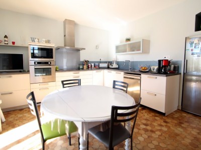MAISON SUR SOUS SOL COMPLET A VENDRE - OUROUX SUR SAONE - 143 m2 - 270000 €
