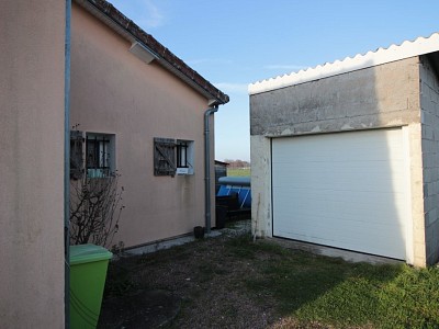MAISON A VENDRE - PIERREFITTE SUR LOIRE - 114,98 m2 - 100000 €