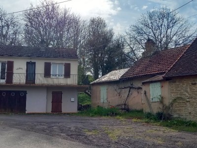 Ensemble immobilier A VENDRE - POUILLY EN AUXOIS - 90 m2 - 160000 €