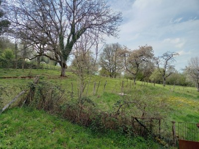 Ensemble immobilier A VENDRE - POUILLY EN AUXOIS - 90 m2 - 160000 €