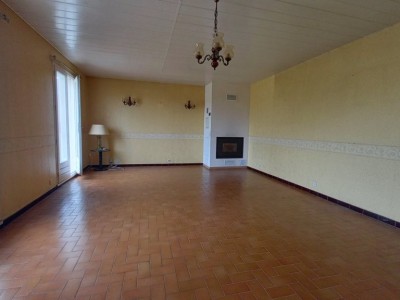 Ensemble immobilier A VENDRE - POUILLY EN AUXOIS - 90 m2 - 160000 €