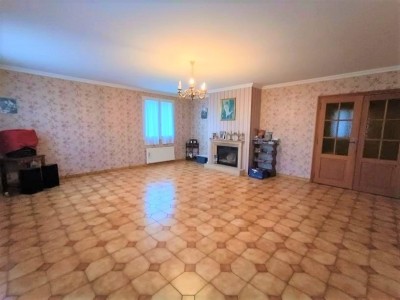 Maison de plain-pied A VENDRE - RULLY - 136 m2 - 275 000 €
