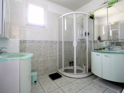 MAISON SUR SOUS SOL COMPLET A VENDRE - SASSENAY - 89 m2 - 245000 €