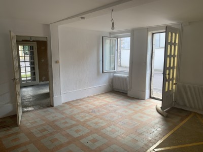 MAISON DE VILLE A VENDRE - SENNECEY LE GRAND - 76 m2 - 120000 €