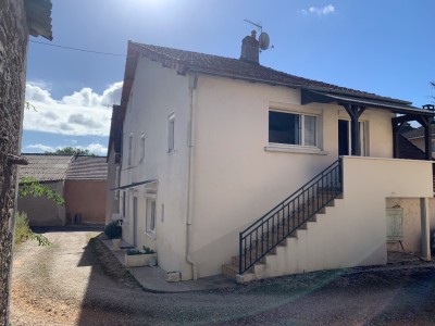 MAISON DE VILLAGE AVEC JARDIN A VENDRE - SENNECEY LE GRAND - 112 m2 - 135000 €
