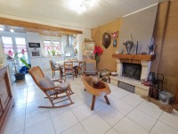 Maison de ville 2 chambres avec cour et garage - SEURRE - 58.98 m2 - VENDU