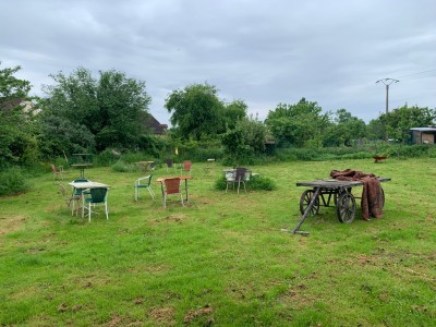 MAISON EN PIERRES AVEC GRAND JARDIN ET DPENDANCES A VENDRE - ST CYR - 125 m2 - 244000 €
