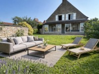 Maison en pierres sur joli terrain A VENDRE - ST CYR - 172 m2 - 295 000 €