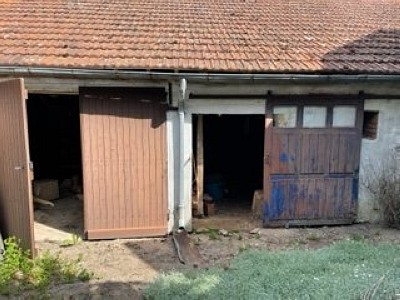 MAISON A VENDRE - ST LEGER SOUS BEUVRAY - 265 m2 - 110000 €