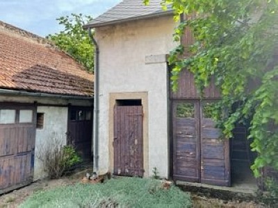 MAISON A VENDRE - ST LEGER SOUS BEUVRAY - 265 m2 - 110000 €