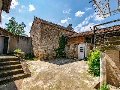 MAISON A VENDRE - ST MARTIN SOUS MONTAIGU - 83 m2 - 157000 €