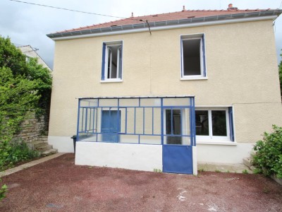 MAISON A VENDRE - ST REMY - 90 m2 - 195000 €
