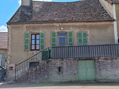 Maison de village - ST SERNIN DU PLAIN - 61,6 m2 - 75000 €