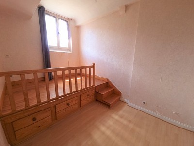 Maison de village - ST SERNIN DU PLAIN - 61,6 m2 - 75000 €