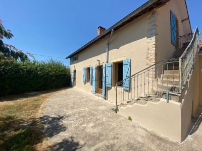 MAISON A VENDRE - ST YAN - 655,4 m2 - 527000 €