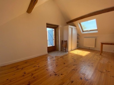 MAISON A VENDRE - ST YAN - 655,4 m2 - 527000 €