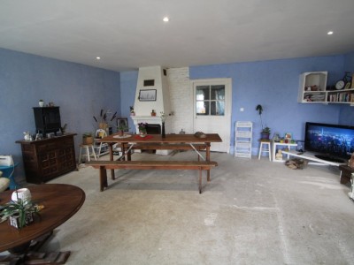 MAISON A VENDRE - LUZY - 153,91 m2 - 85000 €