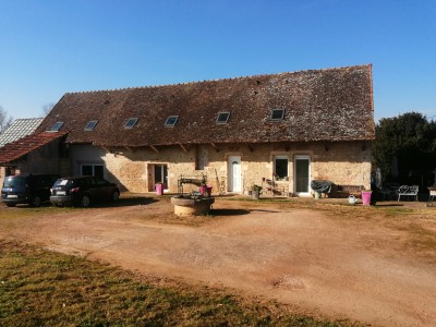 Longre en pierre A VENDRE - TRONCHY - 245 m2 - 235000 €