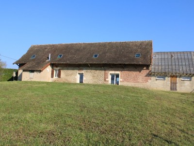 Longre en pierre A VENDRE - TRONCHY - 245 m2 - 235000 €
