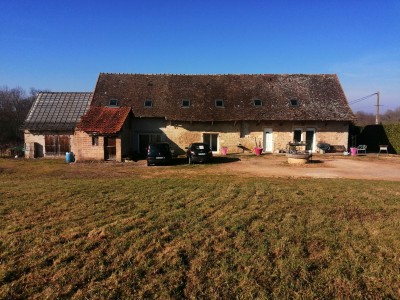 Longre en pierre A VENDRE - TRONCHY - 245 m2 - 235000 €