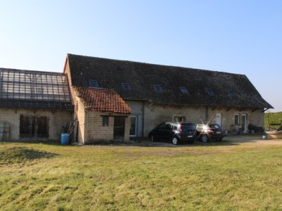 Longre en pierre A VENDRE - TRONCHY - 245 m2 - 235000 €