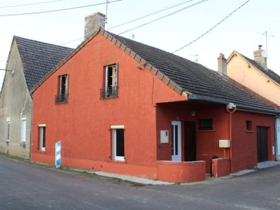 Maison de village A VENDRE - VERDUN SUR LE DOUBS - 96 m2 - 97000 €
