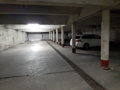 PARKING A LOUER - CHALON SUR SAONE - 29 € charges comprises par mois