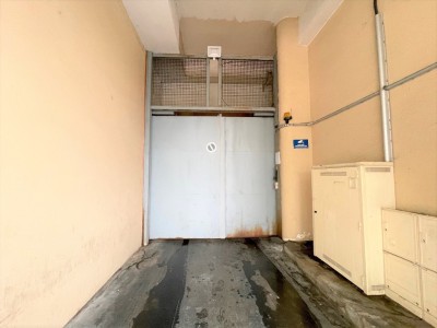 PARKING A LOUER - CHALON SUR SAONE - 77 € charges comprises par mois