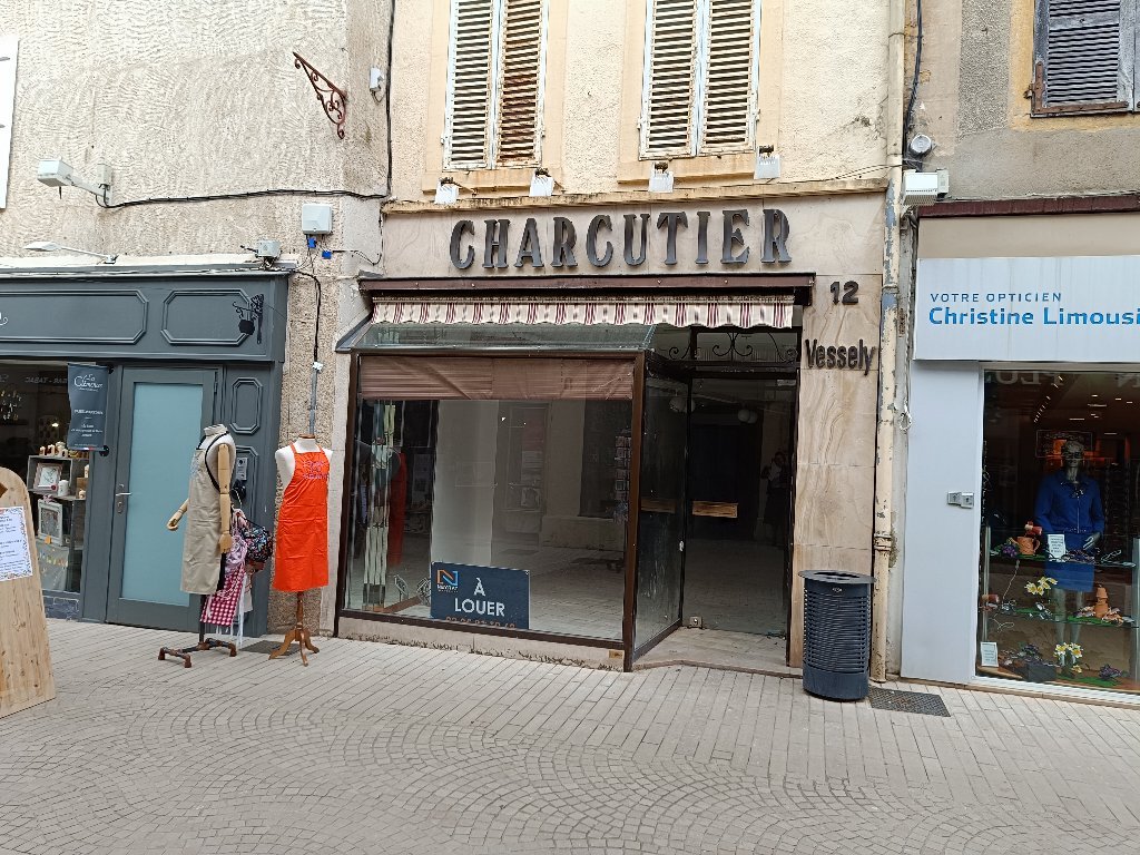 PLAIN PIED - PARAY LE MONIAL - 63 m2 - LOU&Eacute;