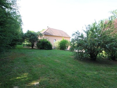 Maison avec sous sol et terrain A VENDRE - BRUAILLES - 156 m2 - 249000 €