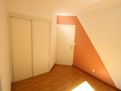 Maison avec sous sol et terrain A VENDRE - BRUAILLES - 156 m2 - 249000 €