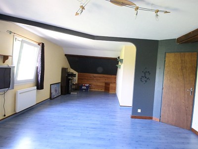 Maison avec sous sol et terrain A VENDRE - BRUAILLES - 156 m2 - 249000 €