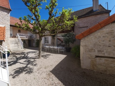 Proprit de charme A VENDRE - FONTAINES - 210 m2 - 595000 €