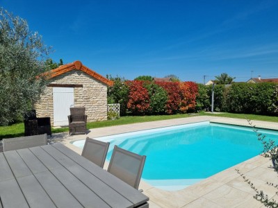 Proprit de charme A VENDRE - FONTAINES - 210 m2 - 595000 €