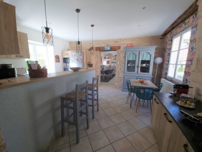Proprit de charme A VENDRE - FONTAINES - 210 m2 - 595000 €