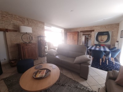 Proprit de charme A VENDRE - FONTAINES - 210 m2 - 595000 €