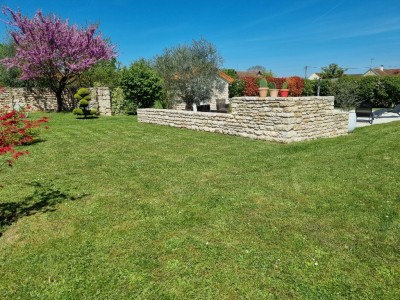 Proprit de charme A VENDRE - FONTAINES - 210 m2 - 595000 €