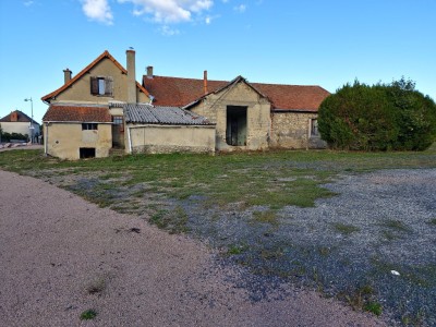 PROPRIETE A VENDRE - MOLINET - 424,25 m2 - 65000 €