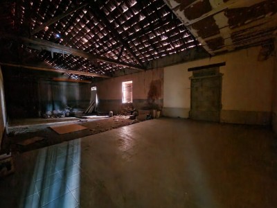 PROPRIETE A VENDRE - MOLINET - 424,25 m2 - 65000 €
