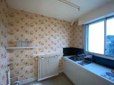STUDIO A LOUER - AUTUN - 26,45 m2 - 340 € charges comprises par mois