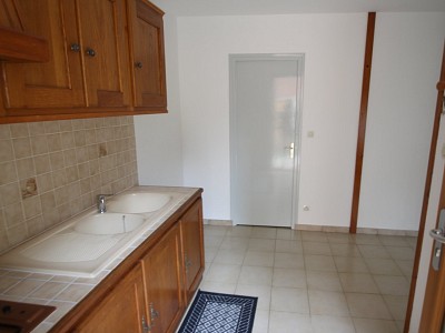 STUDIO A LOUER - CHAGNY - 21,16 m2 - 325 € charges comprises par mois