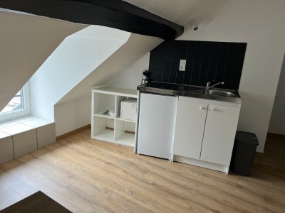 STUDIO A LOUER - DIJON - 13,4 m2 - 470 € charges comprises par mois