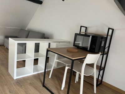 STUDIO A LOUER - DIJON - 13,4 m2 - 470 € charges comprises par mois