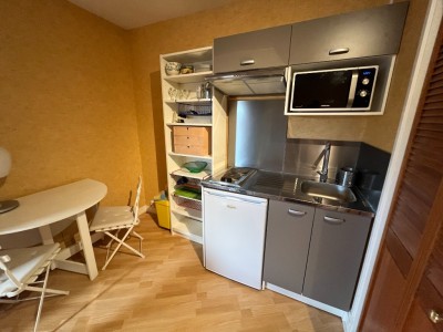 STUDIO A LOUER - DIJON - 24,99 m2 - 405 € charges comprises par mois