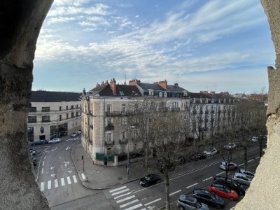 STUDIO A LOUER - DIJON - 24,99 m2 - 405 € charges comprises par mois