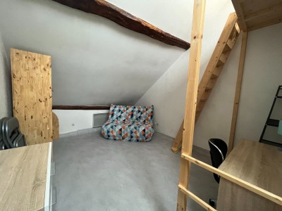 STUDIO A LOUER - DIJON - 13,49 m2 - 350 € charges comprises par mois