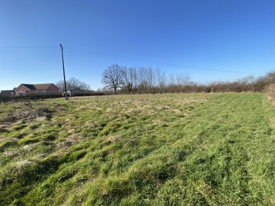 TERRAIN CONSTRUCTIBLE A VENDRE - PARAY LE MONIAL - 1986 m2 - 39000 €